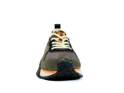 TROOP RUNNER